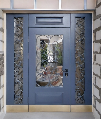 Порошковая дверь с отбойниками и стеклами